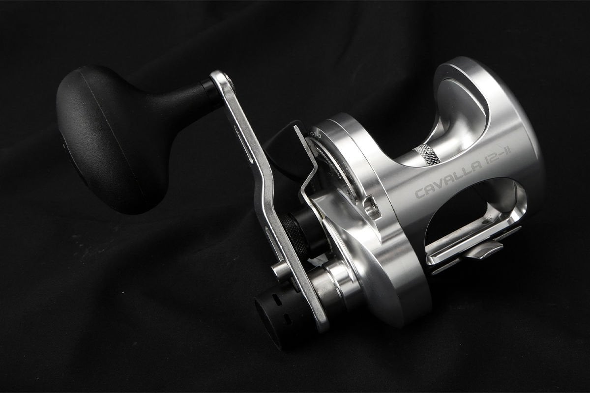 Okuma Cavalla CAV-12II Sağ El Çıkrık Makinesi